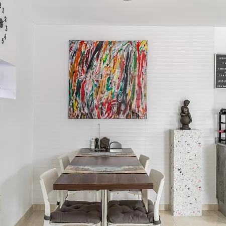 Dom wakacyjny For Lanzarote Holidays House *