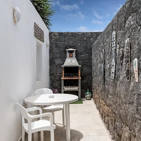 For Lanzarote Holidays House *